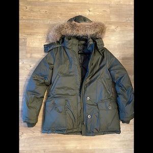 Theory army green puffer coat with faux fur hood